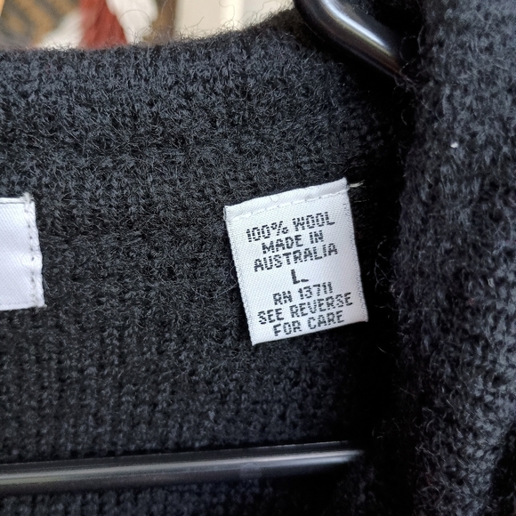 Lord & Taylor Black Hooded 100% Wool Sweater/Jacket with Wooden Buttons_Large - Picture 3 of 6